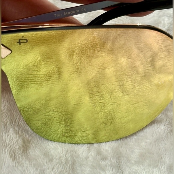 PRIVÉ REVAUX Gold Mirrored Sunglasses​ - Picture 8 of 11